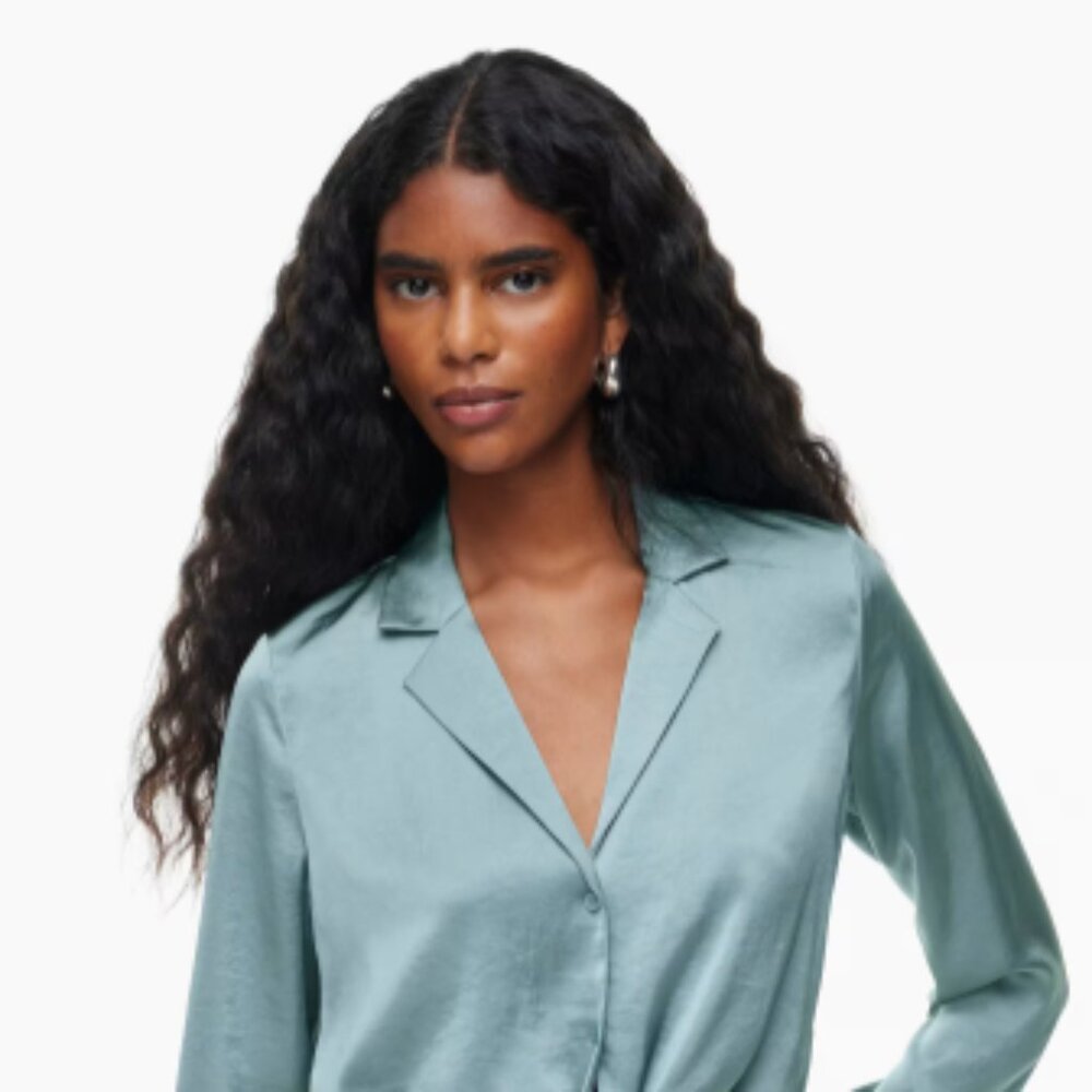 100% SILK Lafayette 148 New York Blue Fitted Button Down Shirt